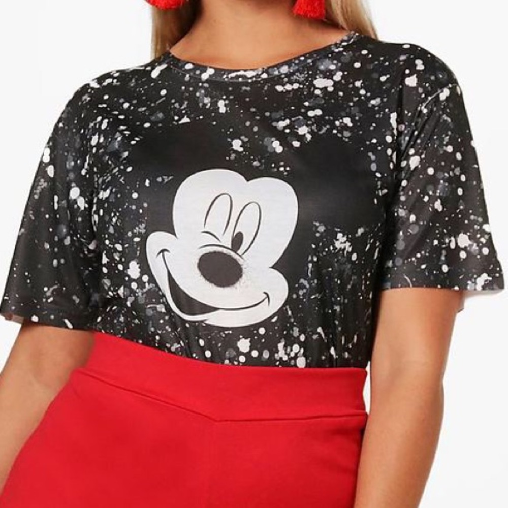 Boohoo Plus Ellie Disney Mickey Splatter Tee